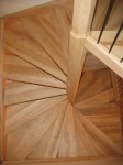 06-10 Escalier colimaçon sur 2 étages ou 4/4 tournant