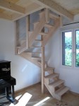 09-13 Escalier et mezzanine