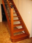 07-07 Escalier en bois 1/4 tournant en chêne rampe et garde corps en fer forgé
